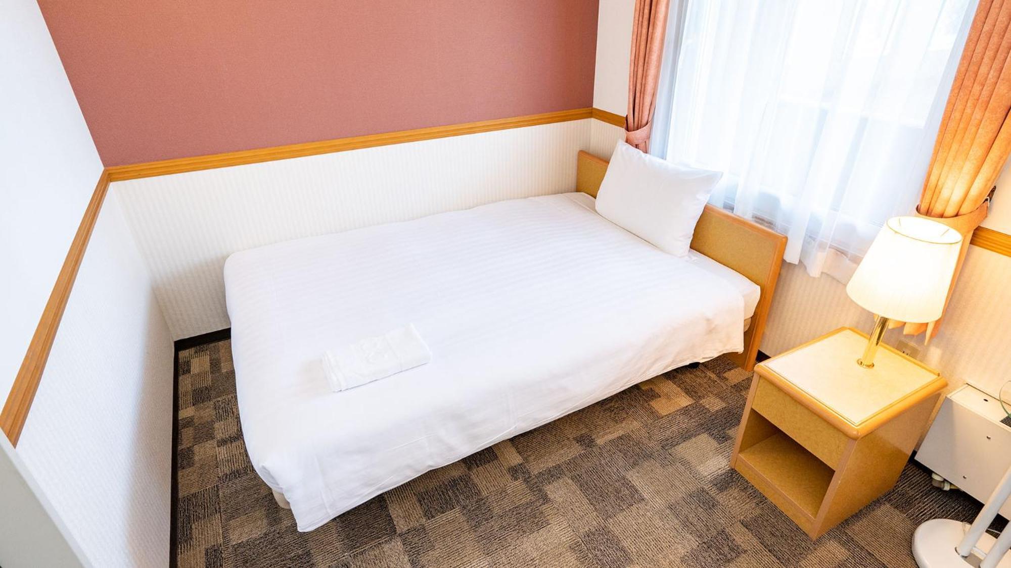 Toyoko Inn Nagoya Owari Ichinomiya Ekimae Zimmer foto